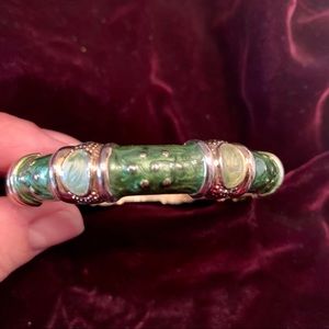 Bracelet with enamel finish